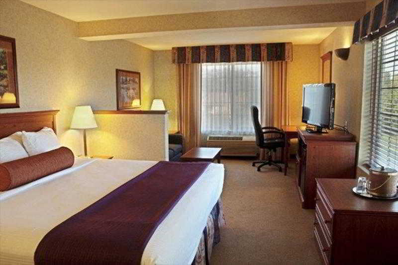 Best Western Plus Northwind Inn & Suites Тайгерд Номер фото